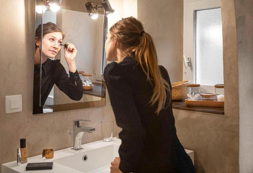 جناح دوبلكس, Les Suites De Sautet