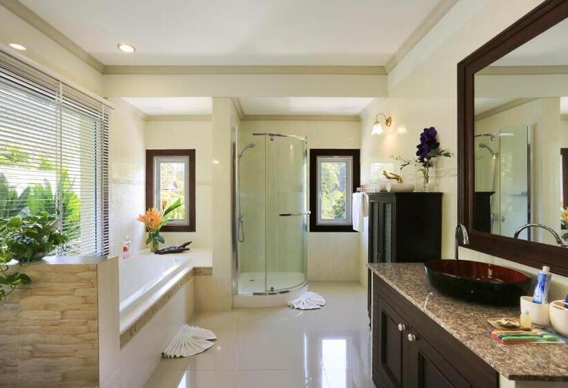 스위트, Naka Resort