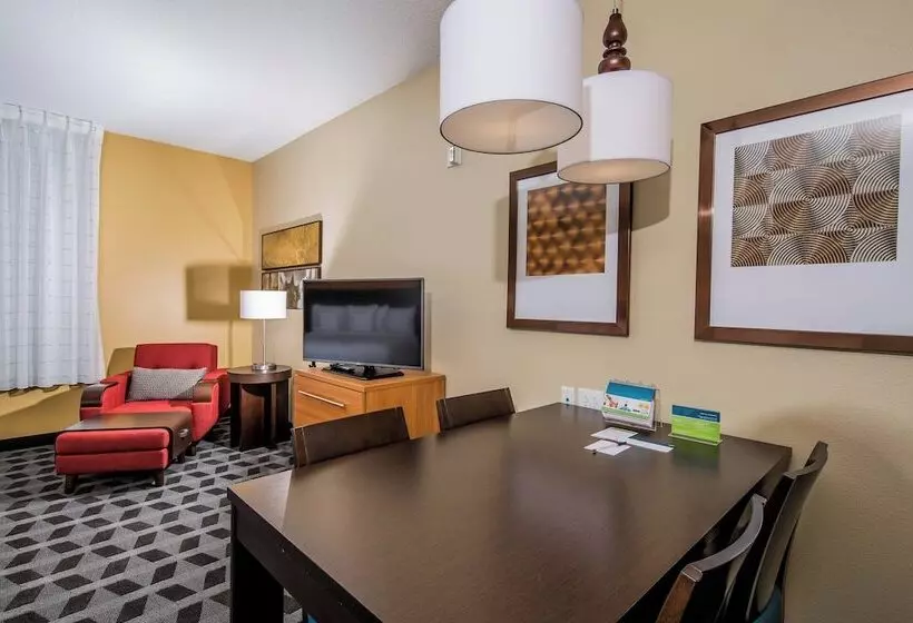 スタンダードスタジオ, Towneplace Suites By Marriott Florence