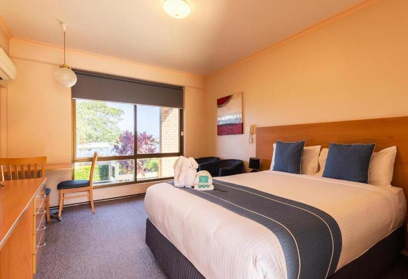 Номер Стандарт Вид на Реку, Midlands Motel