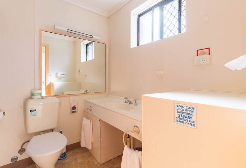 חדר סטנדרט נוף לנהר, Midlands Motel