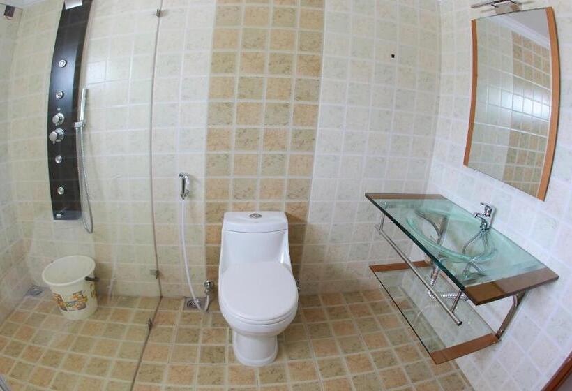 Suíte Deluxe, Phils  Residency & Banquets