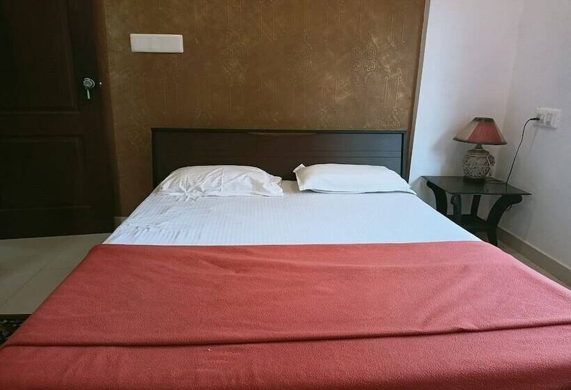 Quarto Estandar, Phils  Residency & Banquets