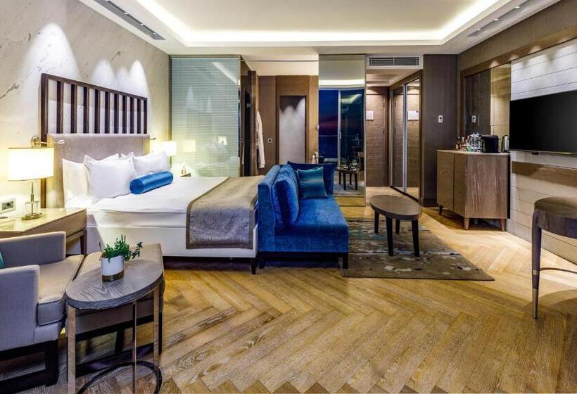 Номер Deluxe Кровать Кинг, Sirene Luxury Hotel Bodrum