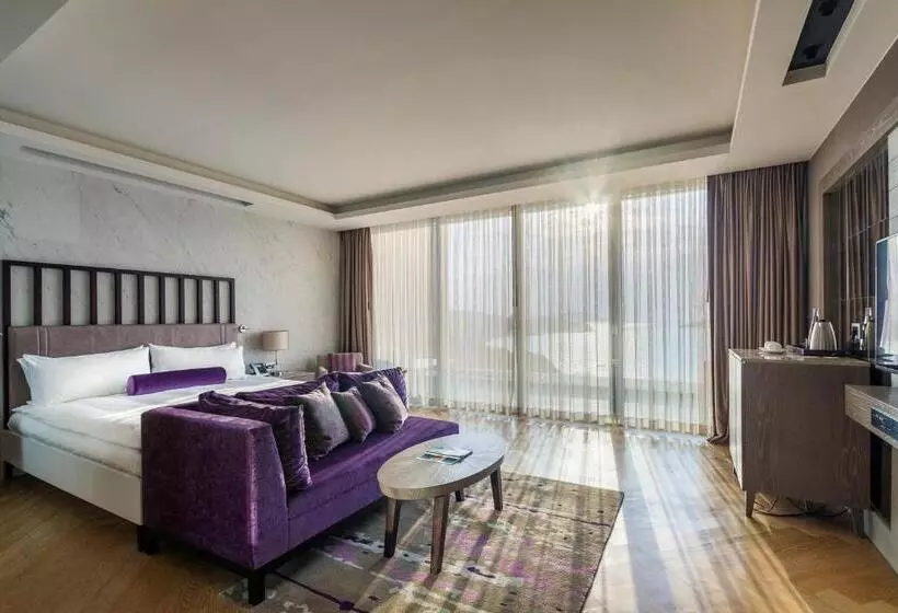 سوئیت مدیریتی 2 خوابه, Sirene Luxury Hotel Bodrum