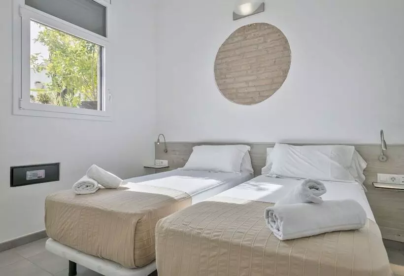 1 Bedroom Penthouse Apartment, Stay Together Barcelona Apartments