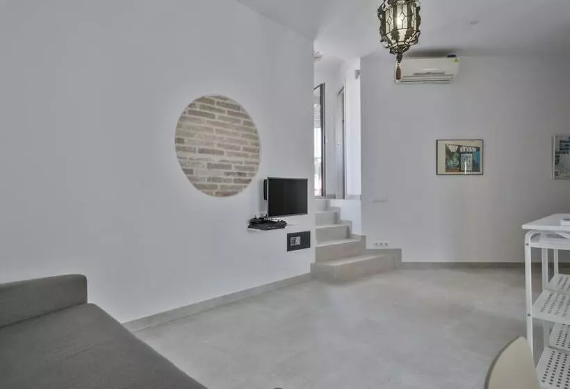 1 Bedroom Penthouse Apartment, Stay Together Barcelona Apartments
