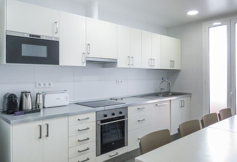 Апартаменты 4 Спальни, Stay Together Barcelona Apartments