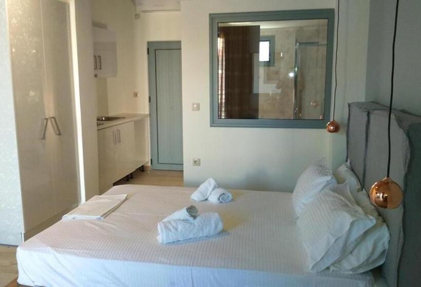 جناح جونيور مطلّ علي حمام السباحة, Villa Olga Lounge