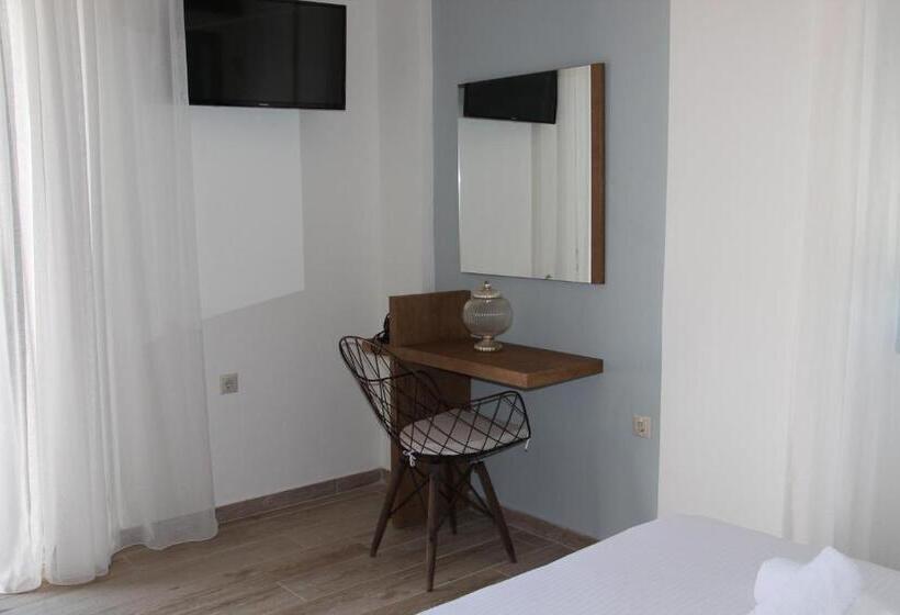 Полулюкс Вид на Бассейн, Villa Olga Lounge