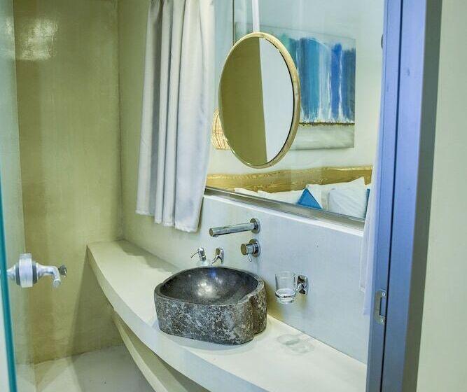 سوییت جونیور, Alia Luxury Suites And Spa