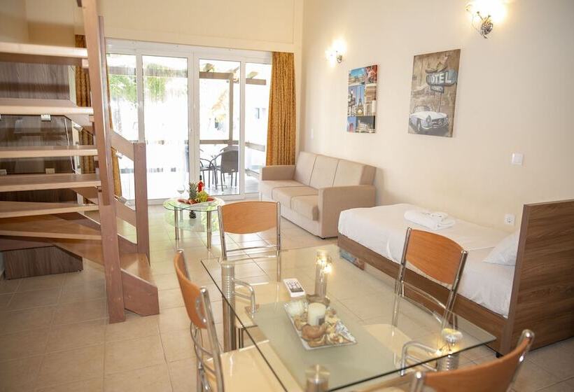 سوییت, Alia Luxury Suites And Spa