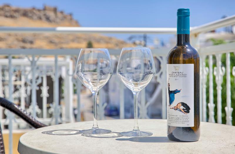 استودیوی استاندارد, Alia Luxury Suites And Spa