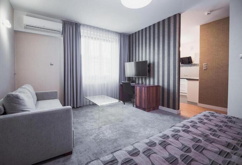 Superior-huoneisto 1 Makuuhuone, Miodowa