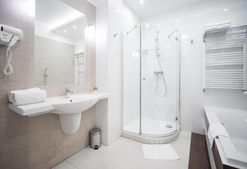 Deluxe-huoneisto 1 Makuuhuone, Miodowa