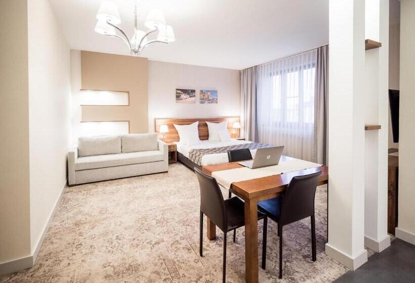 Deluxe-huoneisto 1 Makuuhuone, Miodowa