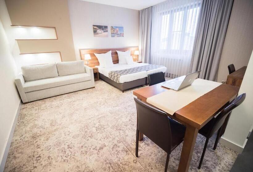 Deluxe-huoneisto 1 Makuuhuone, Miodowa