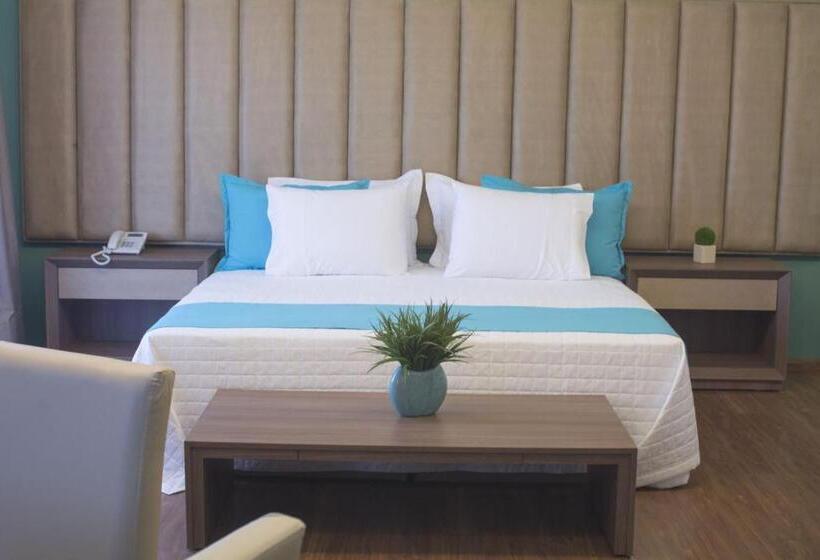 سوییت اجرایی, Awa Resort