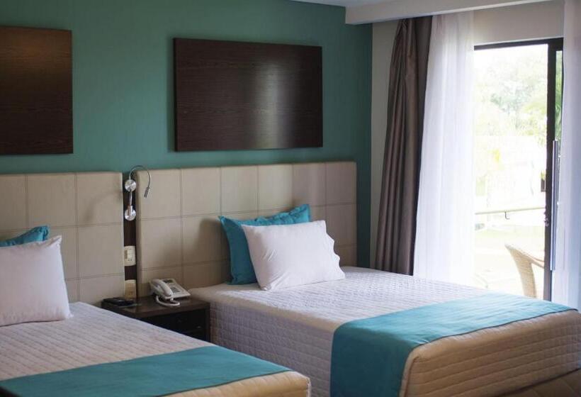 اتاق استاندارد, Awa Resort