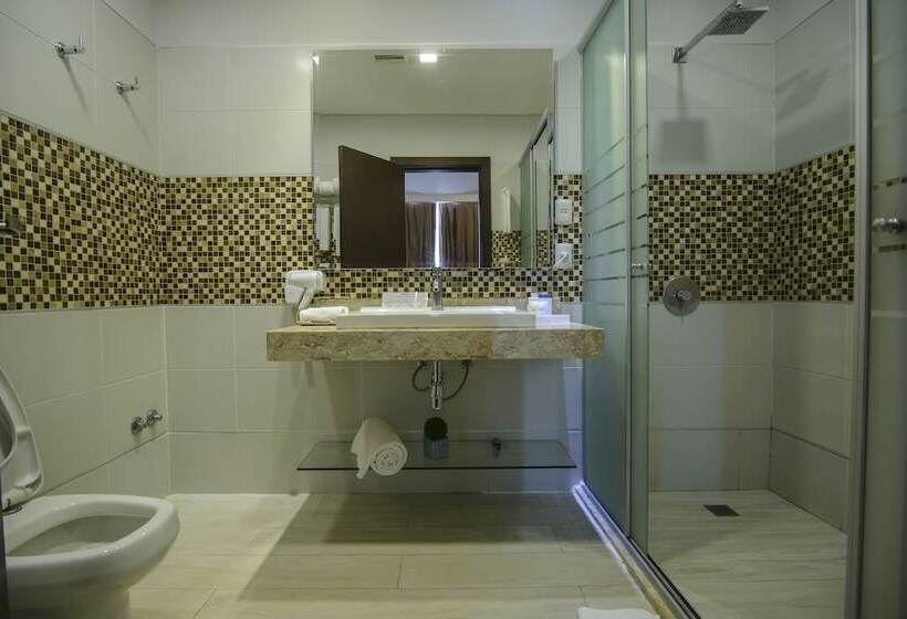 سوییت اجرایی, Awa Resort