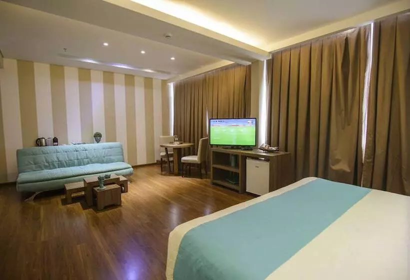 سوییت اجرایی, Awa Resort
