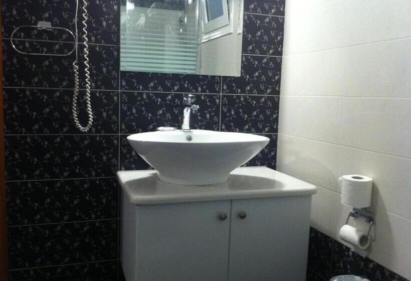 חדר סטנדרט לארבעה נוף לים, Elektra Hotel