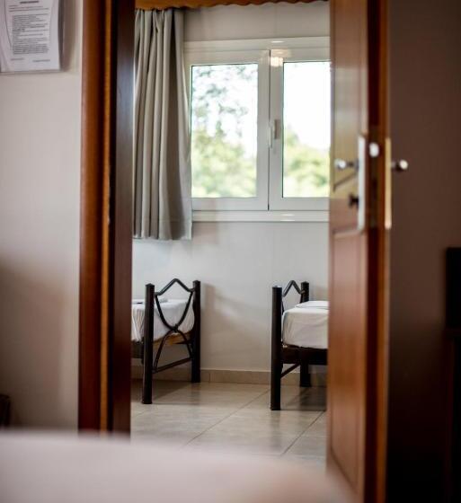 חדר סטנדרט לארבעה נוף לים, Elektra Hotel