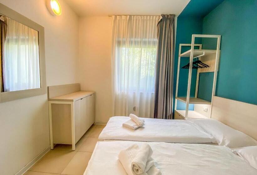 침실 2개 아파트, Belvedere Village