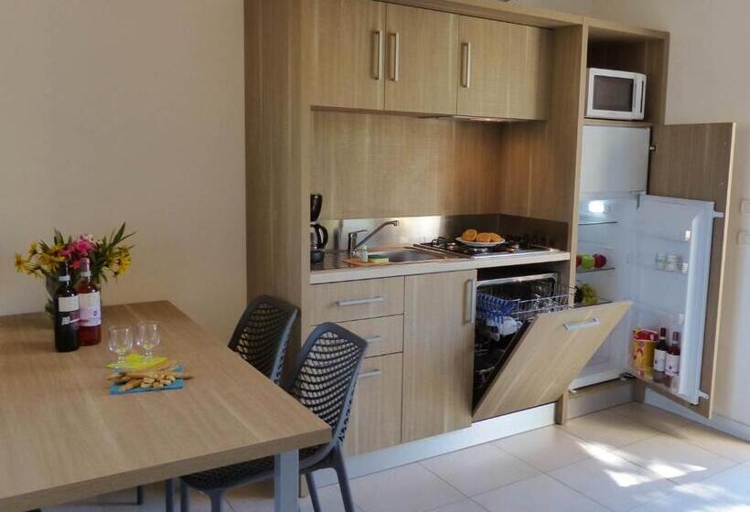 2침실 프리미엄 아파트, Belvedere Village