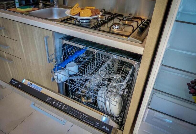 2침실 프리미엄 아파트, Belvedere Village