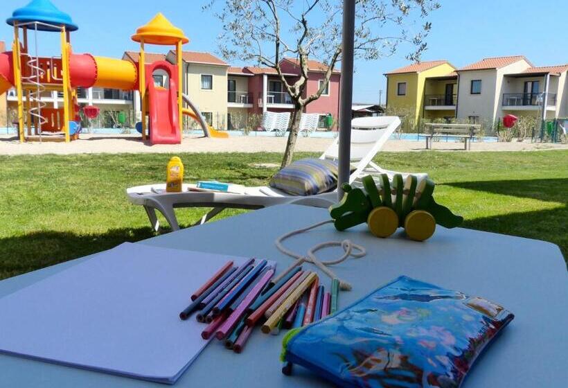 2침실 패밀리 아파트, Belvedere Village