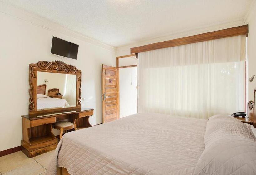 חדר סטנדרט עם מיטת קינג, Boyeros