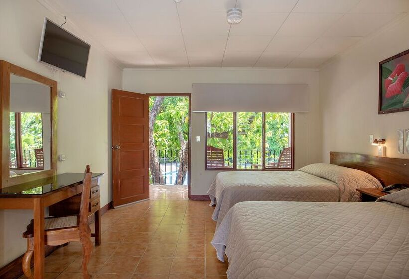 חדר סטנדרט שתי מיטות זוגיות, Boyeros