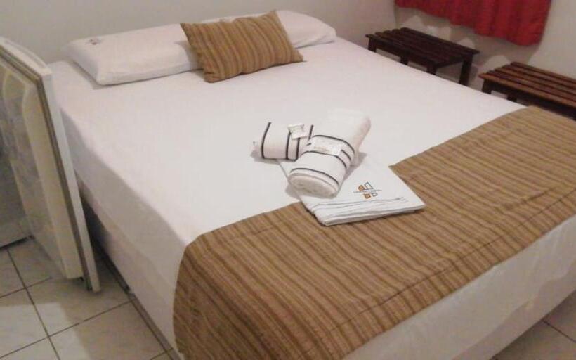 标准间带双人床, Center 1