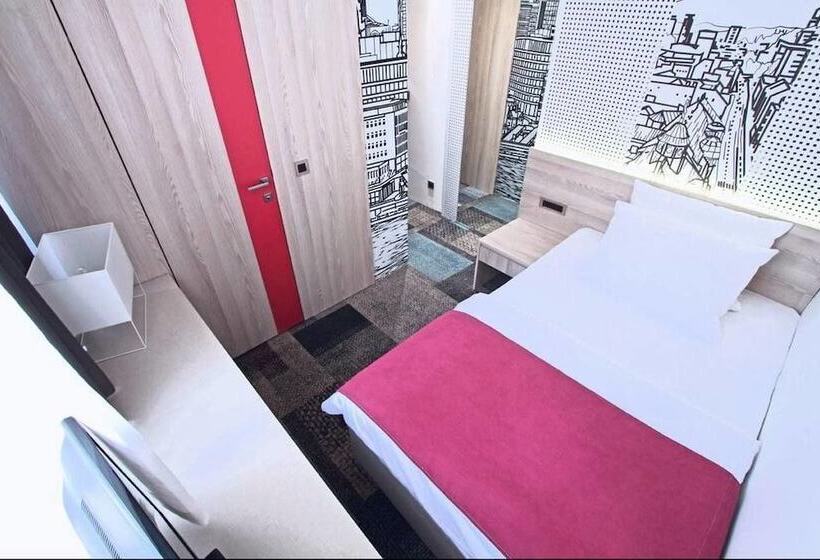 اتاق استاندارد یک نفره, Cosmopolit