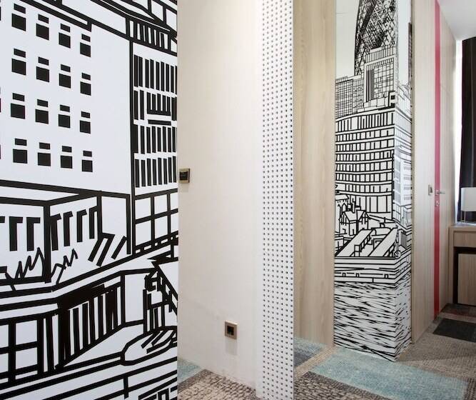 اتاق استاندارد یک نفره, Cosmopolit