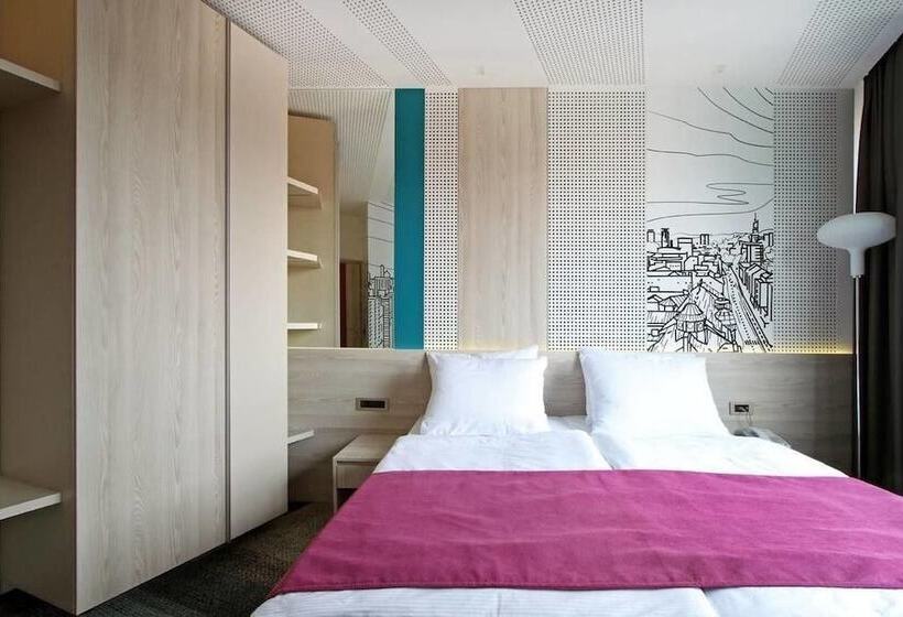 اتاق استاندارد با چشمانداز شهر, Cosmopolit