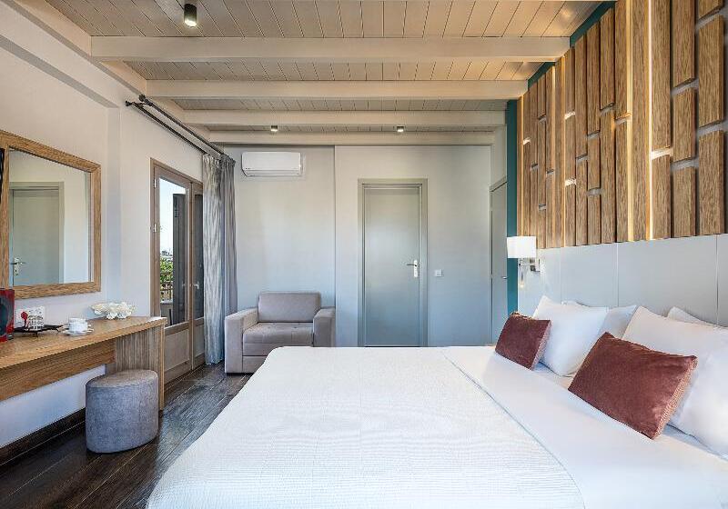 高级大房间, Elia Bettolo