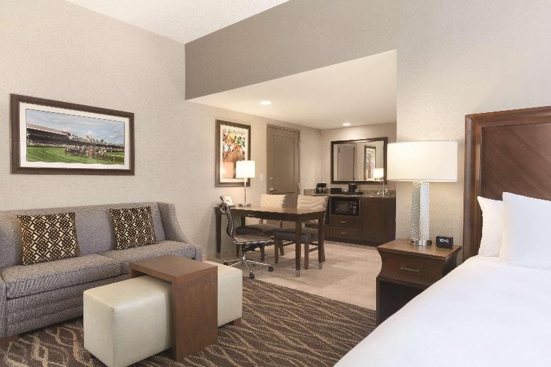Люкс Кровать Кинг, Embassy Suites Saratoga Springs