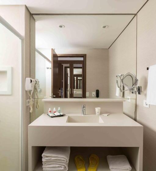 Номер Deluxe, Golden Tulip Sao Jose Dos Campos