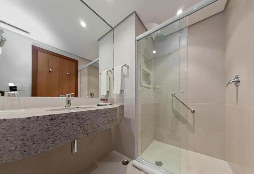 Номер Superior, Golden Tulip Sao Jose Dos Campos