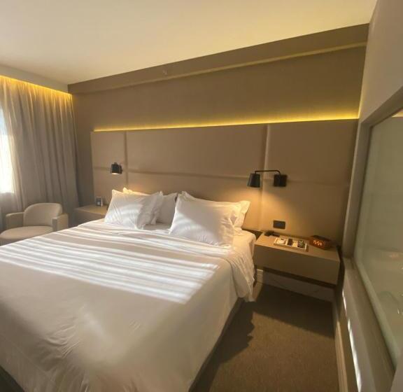 Люкс Кровать Кинг, Golden Tulip Sao Jose Dos Campos