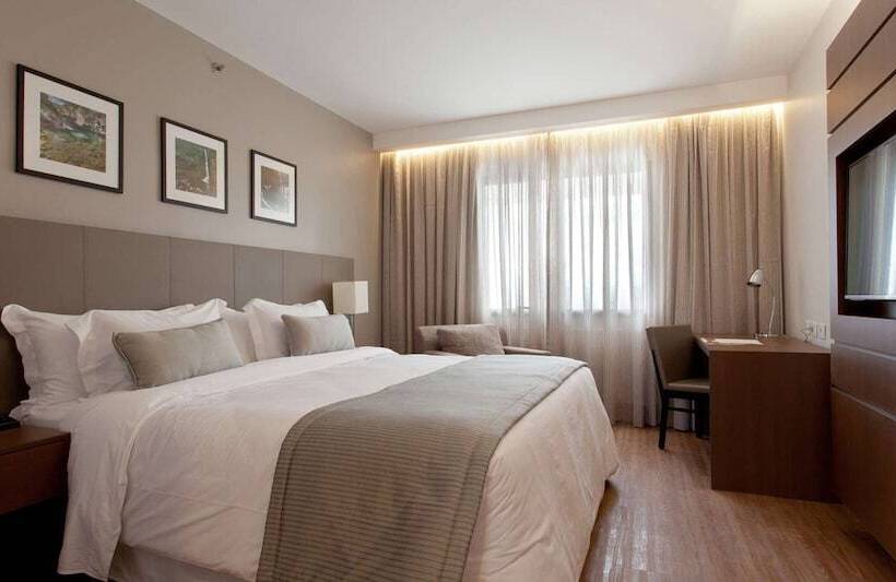 Номер Deluxe, Golden Tulip Sao Jose Dos Campos