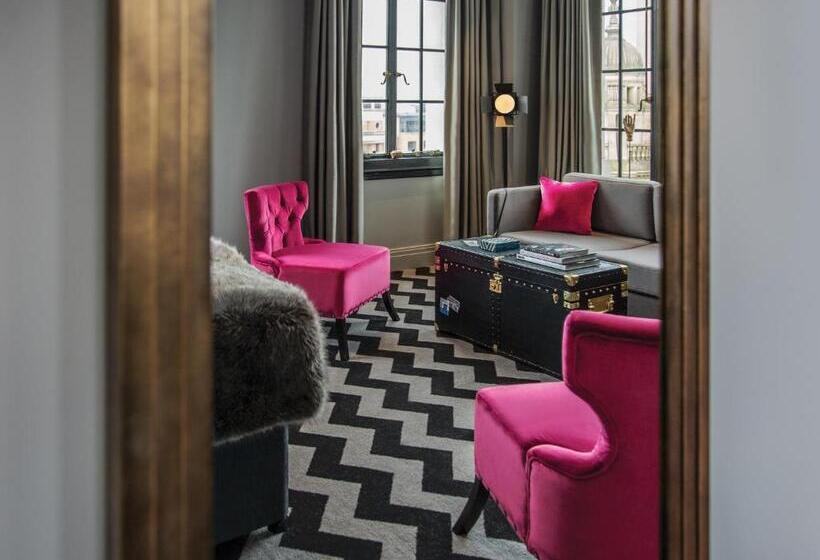 Полулюкс, Gotham