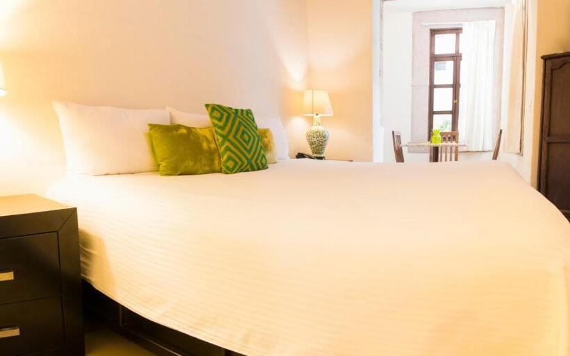 Номер Стандарт, Expres By Hosting House