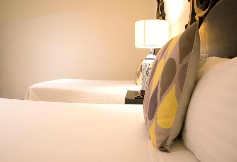 스탠다드 룸 더블 침대 2개, Expres By Hosting House