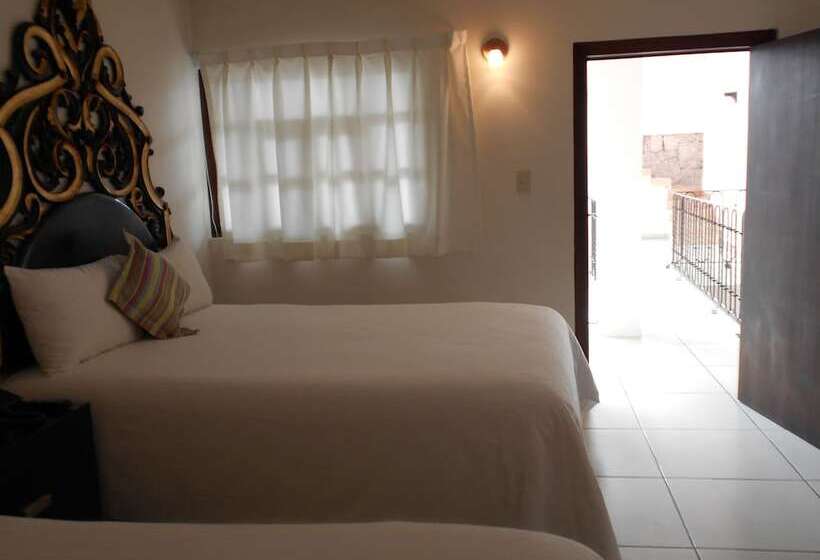 스탠다드 룸 더블 침대 2개, Expres By Hosting House