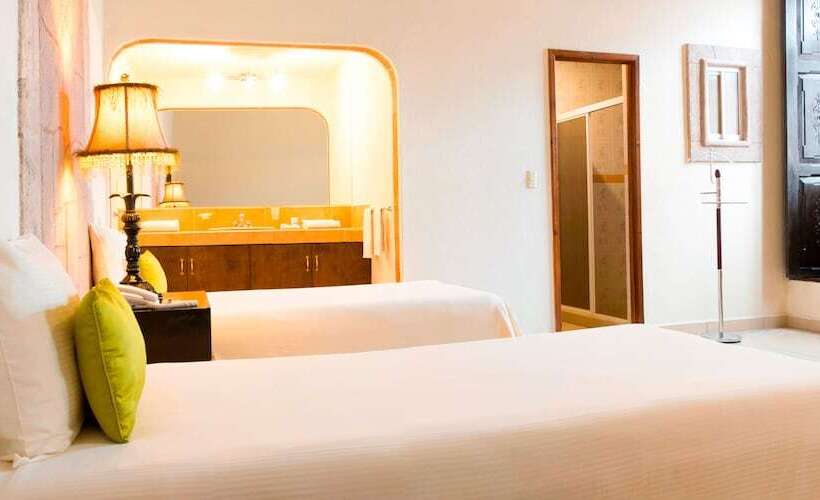 Номер Стандарт 2 Двуспальные Кровати, Expres By Hosting House