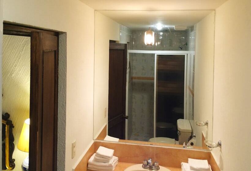 Номер Стандарт 2 Двуспальные Кровати, Expres By Hosting House