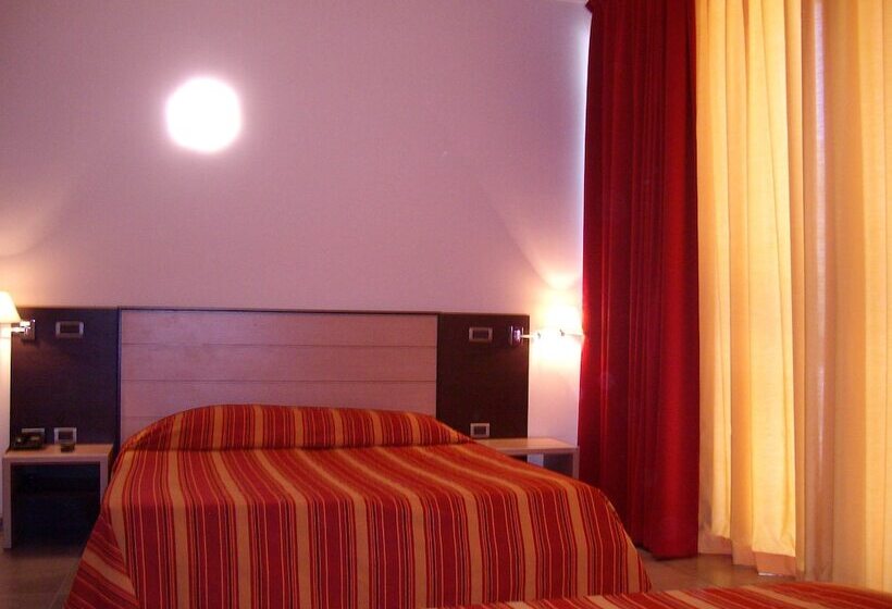 חדר סטנדרט לארבעה, Insteia